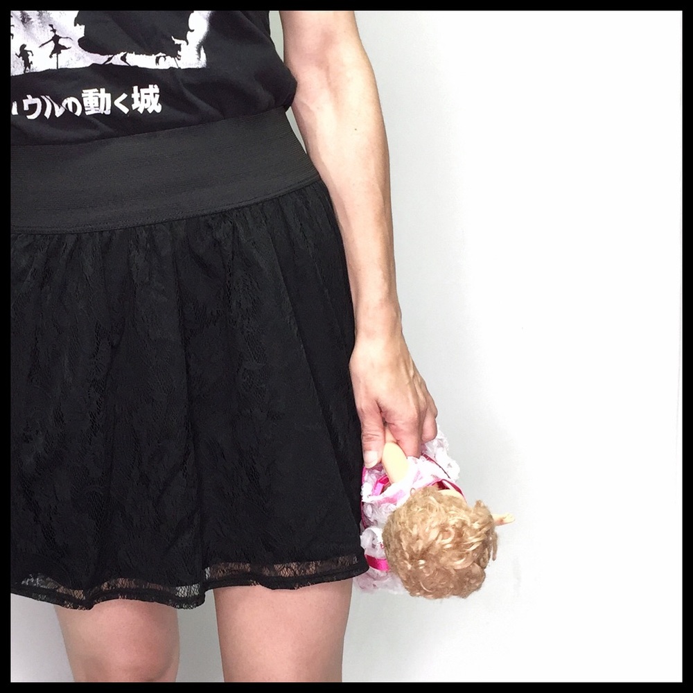 Lily Rose Lace Mini Skirt - Size Small